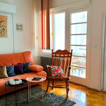 Ferienwohnung Trosoban Stan U Zenici Zenica Exterior foto